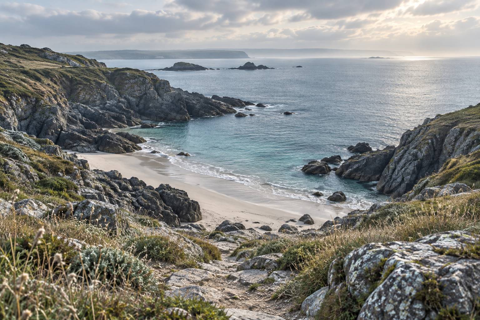 Illustration éditoriale du sujet : Découvrez en images les trésors cachés de la presqu'île de Crozon
